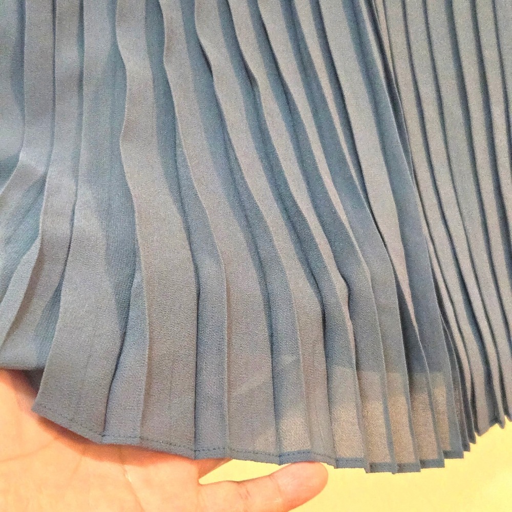 LOFT Dress 8 Sleeveless Blue Crochet Pleated Skirt Mini Zip Back - Picture 12 of 14